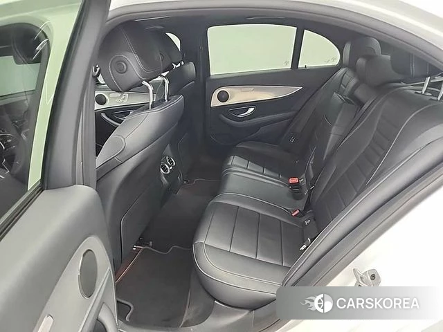 Mercedes-Benz E-Class W213 2018 Белый из Кореи, фото 3