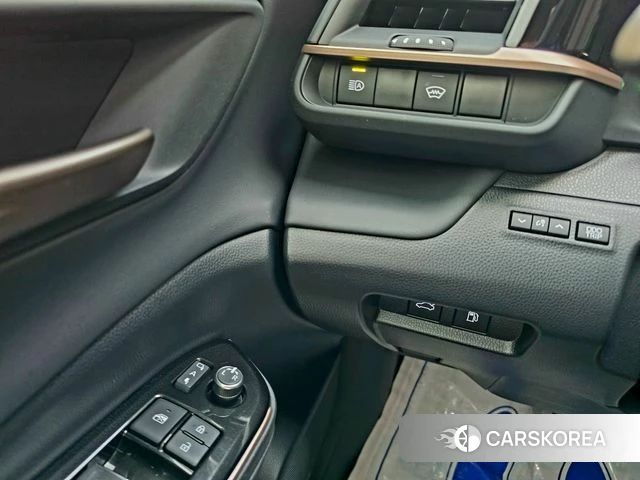 Toyota Crown Crossover 2024 Серый из Кореи, фото 3
