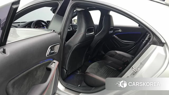 Mercedes-Benz CLA-Class C117 2018 Серебристо-серый из Кореи, фото 3