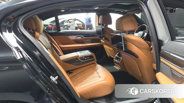 BMW 7 Series (G11) 2021 Черный из Кореи, фото 3