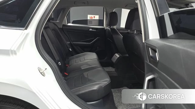 Volkswagen 7th Generation of Jetta 2022 Белый из Кореи, фото 3