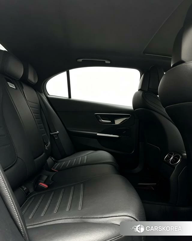 Mercedes-Benz C-class 2022 Белый из Китая, фото 3