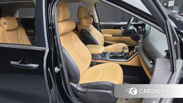 Kia Carnival 4th generation 2021 Черный из Кореи, фото 3