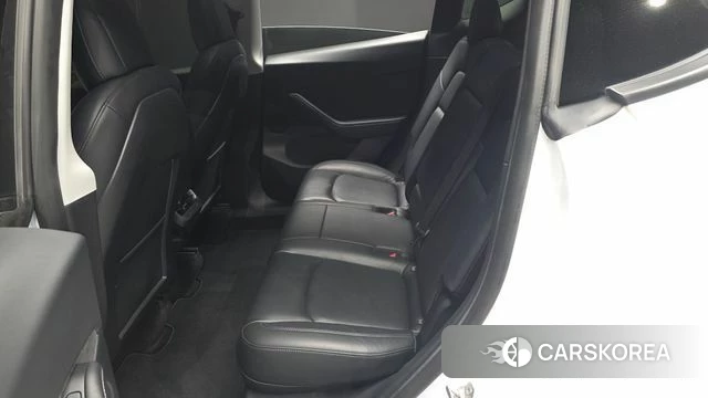 Tesla Model Y 2021 Белый из Кореи, фото 3