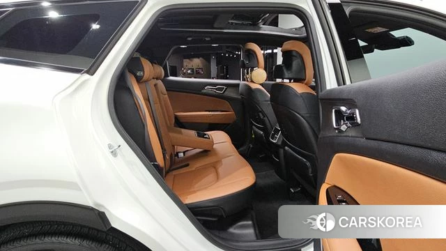 Kia Sportage 5th Generation 2024 Белый из Кореи, фото 3