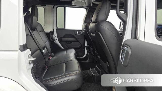 Jeep Wrangler (JL) 2024 Белый из Кореи, фото 3