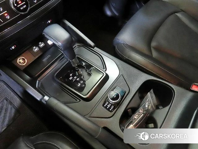 Ssangyong The New Rexton Sports Cannes 2022 Светло-зеленый из Кореи, фото 3