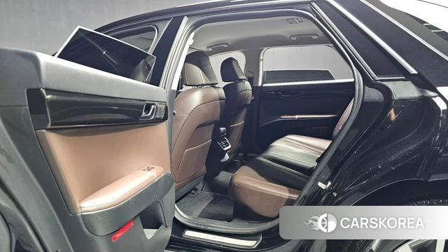 Hyundai Grandeur Hybrid (GN7) 2023 Черный из Кореи, фото 3