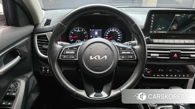 Kia Seltos 2021 Белый из Кореи, фото 3