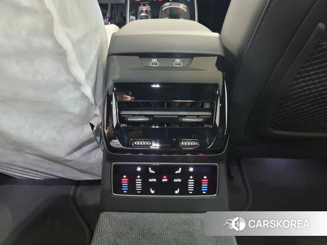 Audi A6 (C9) 2026 Белый из Кореи, фото 3