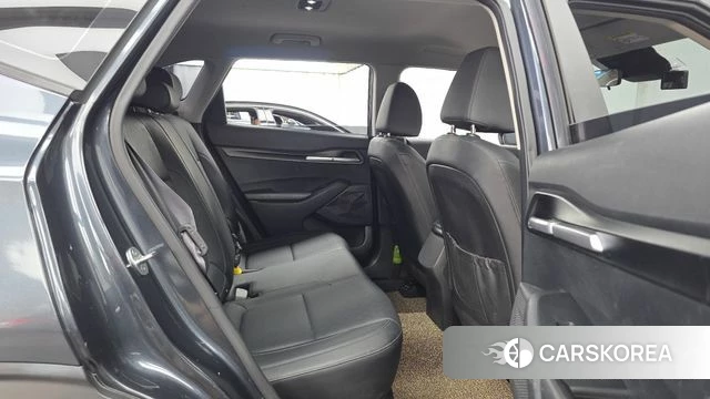 Kia Seltos 2021 Серый из Кореи, фото 3