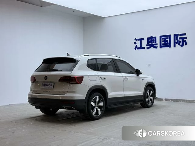 Volkswagen Tharu 2021 Белый из Китая, фото 3