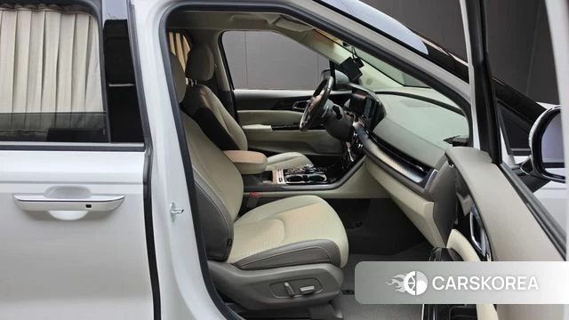 Kia Carnival 4th generation 2023 Белый из Кореи, фото 3
