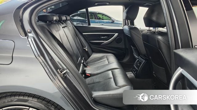 BMW 3 Series (F30) 2018 Серый из Кореи, фото 3