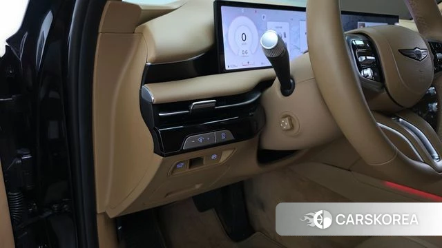 Genesis G80 (RG3) 2025 Черный из Кореи, фото 3