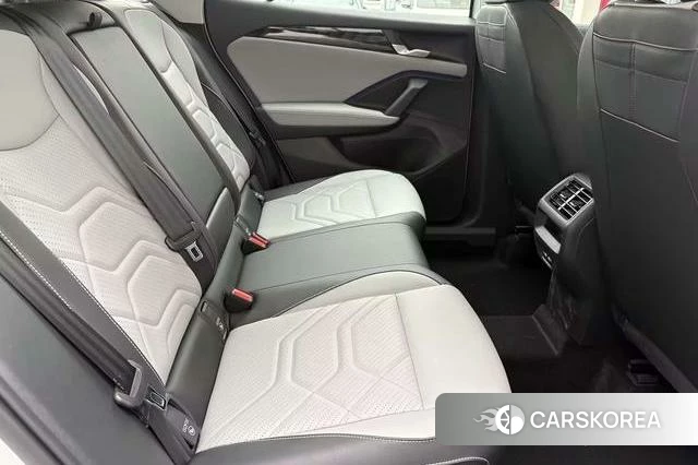 Volkswagen Tayron 2026 Белый из Китая, фото 3