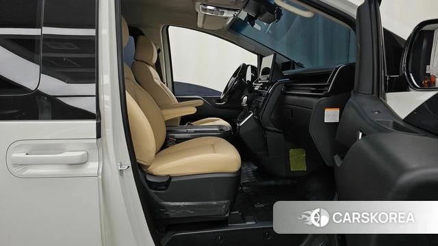 Hyundai The New Staria 2026 Белый из Кореи, фото 3