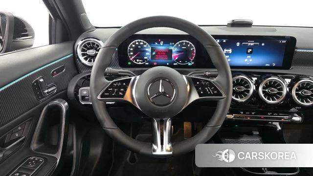 Mercedes-Benz A-Class W177 2025 Черный из Кореи, фото 3