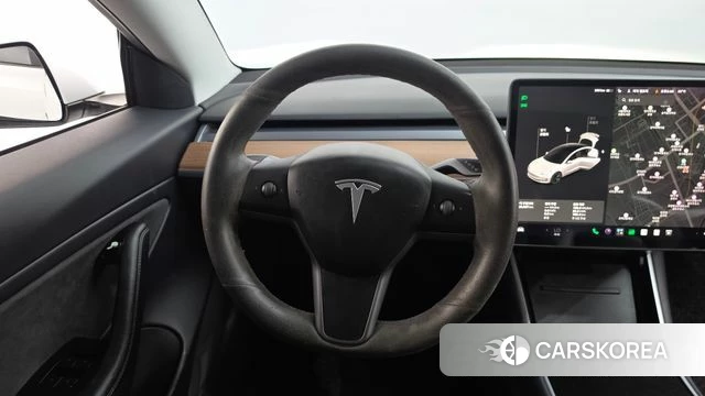 Tesla Model 3 2020 Белый из Кореи, фото 3