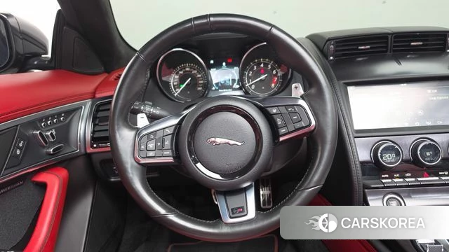 Jaguar F-TYPE 2019 Черный из Кореи, фото 3
