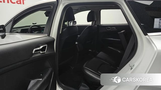 Kia Sportage 5th Generation 2022 Белый из Кореи, фото 3