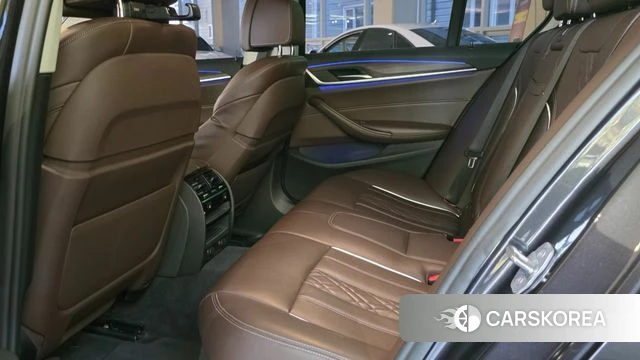 BMW 5 Series (G30) 2019 Серый из Кореи, фото 3