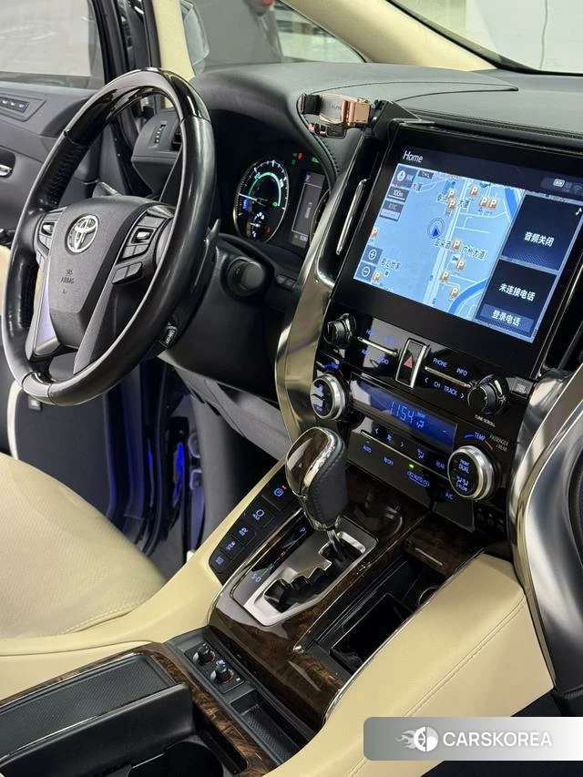 Toyota Alphard 2023 Белый из Китая, фото 3