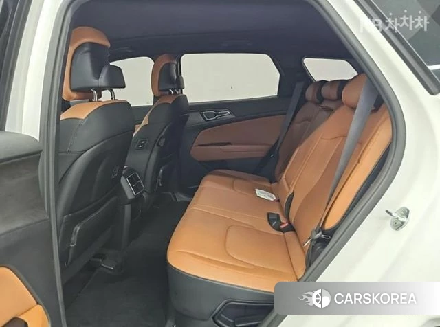 Kia Sportage 5th Generation Hybrid 2021 Белый из Кореи, фото 3