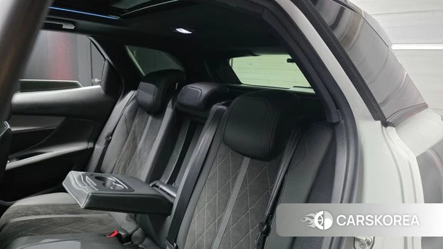 Peugeot 3008 second generation 2021 Белый из Кореи, фото 3