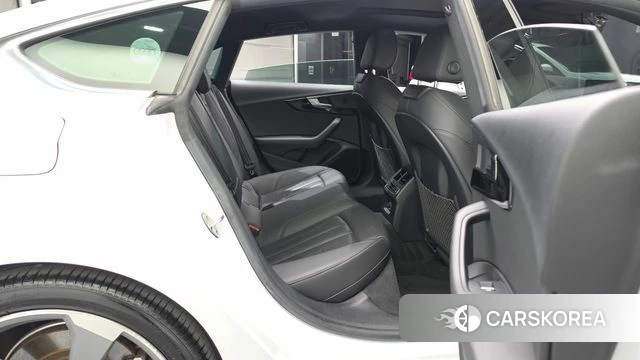 Audi A5 (F5) 2019 Белый из Кореи, фото 3