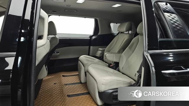 Kia Carnival 4th generation 2022 Черный из Кореи, фото 3