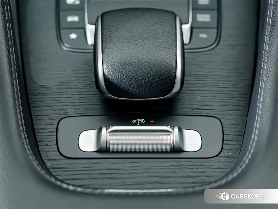 Mercedes-Benz GLE 2023 Silver/gray из Китая, фото 3