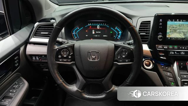 Honda Odyssey 2018 Белый из Кореи, фото 3