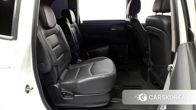 Ssangyong Korando Turismo 2018 Белый из Кореи, фото 3