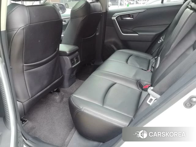 Toyota RAV4 2021 Белый из Китая, фото 3