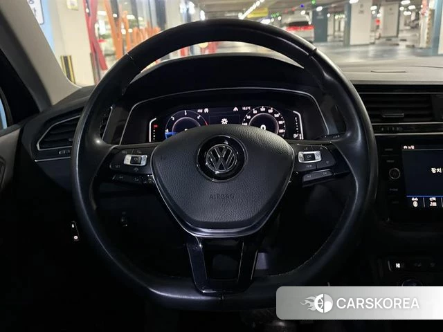 Volkswagen Tiguan second Generation 2020 Серый из Кореи, фото 3