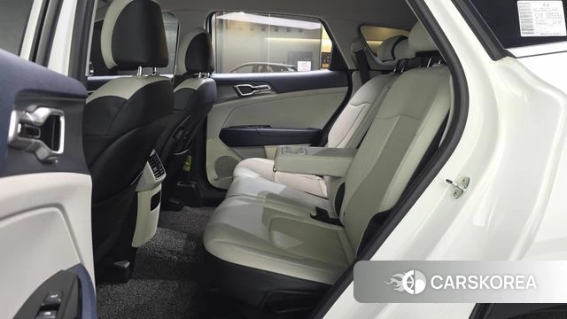 Kia Sportage 5th Generation 2021 Белый из Кореи, фото 3