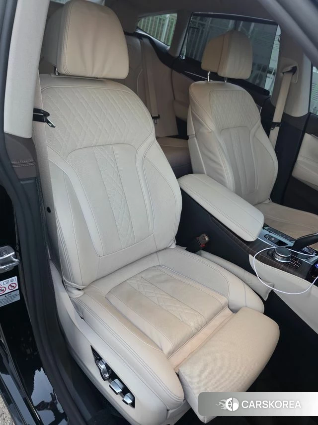 BMW 6 Series GT (G32) 2018 Черный из Кореи, фото 3