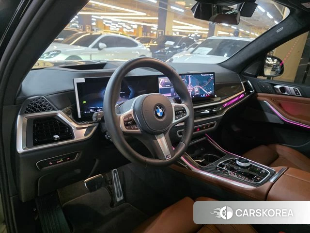 BMW X7 (G07) 2025 Черный из Кореи, фото 3
