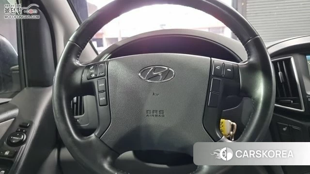 Hyundai The New Grand Starex 2018 Серебряный из Кореи, фото 3