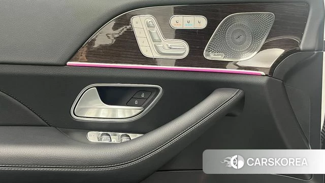 Mercedes-Benz GLE-Class W167 2026 Белый из Кореи, фото 3