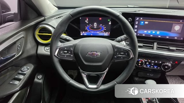 Chevrolet (GM Daewoo) Trax Crossover 2023 Черный из Кореи, фото 3