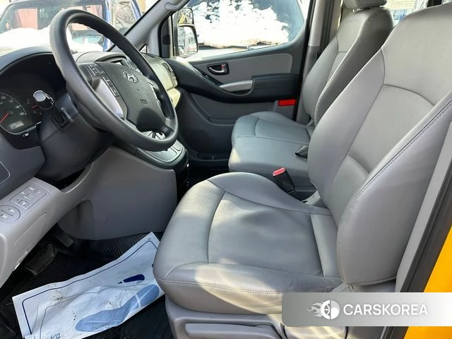 Hyundai The New Grand Starex 2021 Желтый из Кореи, фото 3