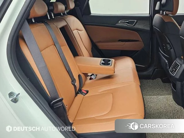 Kia Sportage 5th Generation Hybrid 2022 Белый из Кореи, фото 3