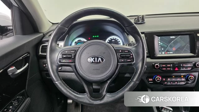 Kia Niro 2018 Серебряный из Кореи, фото 3