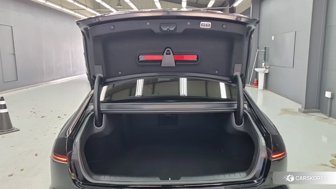 Hyundai Grandeur Hybrid (GN7) 2024 Черный из Кореи, фото 3