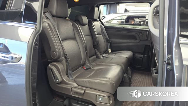 Honda Odyssey 2018 Серый из Кореи, фото 3