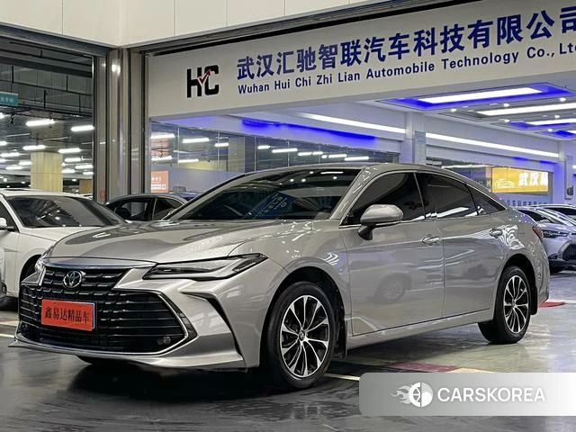 Toyota Avalon 2022 Серебристо-серый из Китая, фото 3