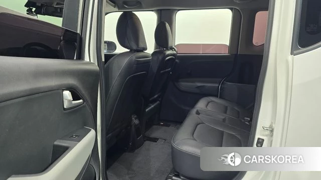 Kia The New Kia Ray EV 2023 Белый из Кореи, фото 3