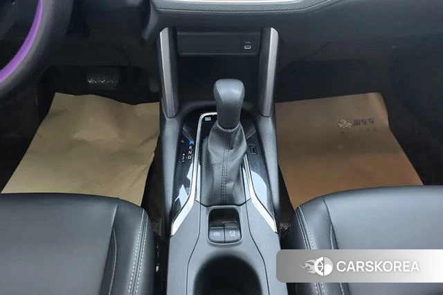 Toyota Corolla 2024 Белый из Китая, фото 3